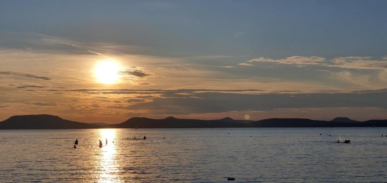 Napfeny Resort Exclusive Balatonlelle Exterior photo